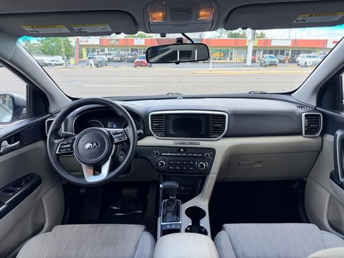 Used 2020 Kia Sportage LX FWD image 26