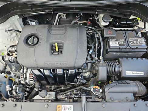 Used 2025 Kia Soul LX FWD image 21
