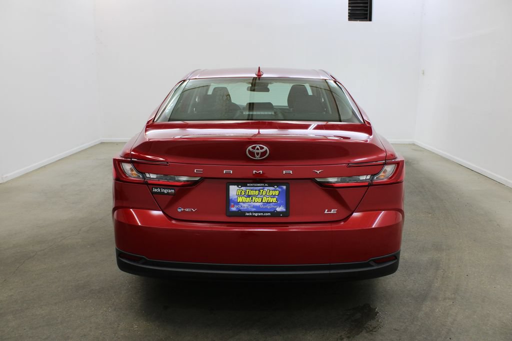 Used 2025 Toyota Camry LE FWD image 4