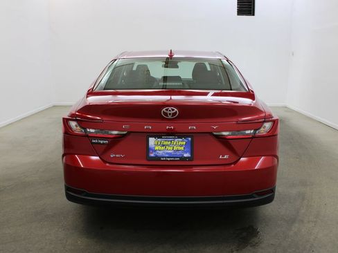Used 2025 Toyota Camry LE FWD image 4