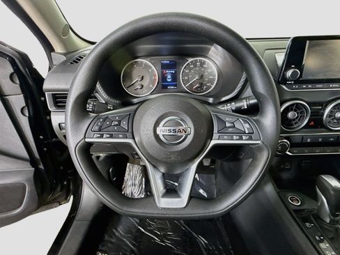Used 2023 Nissan Sentra S FWD image 13