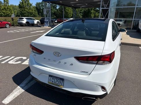 Used 2019 Hyundai Sonata Limited w/ Ultimate Package 04 FWD image 10