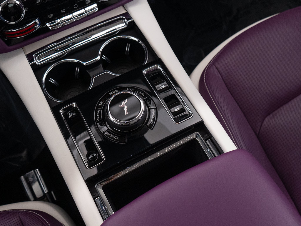 Used 2024 Rolls-Royce Spectre w/ Spectre Launch Package AWD/4WD image 28