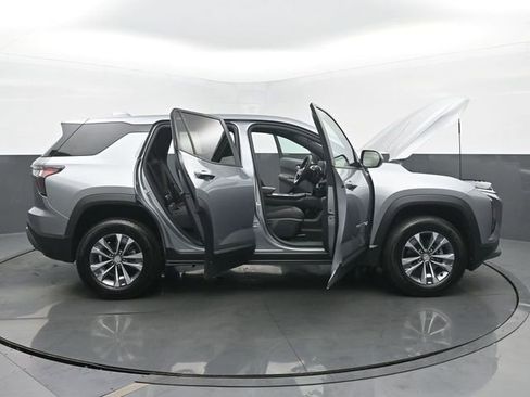 Used 2026 Chevrolet Equinox LT AWD/4WD image 55