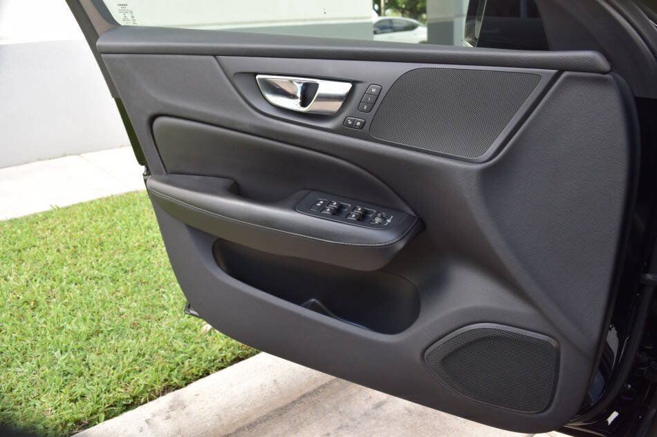 Used 2019 Volvo S60 T5 Momentum w/ Premium Package FWD image 68