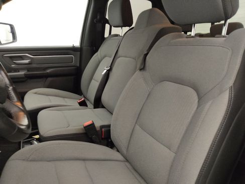 Used 2022 RAM 1500 Big Horn RWD image 17