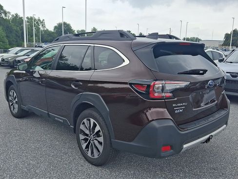 Certified 2025 Subaru Outback Limited AWD/4WD image 6