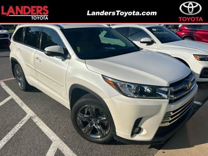 Used 2017 Toyota Highlander Limited Platinum