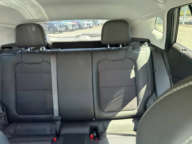 Used 2025 Chevrolet Trax LT FWD image 26