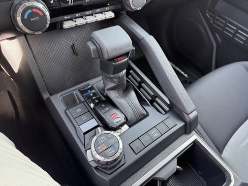 New 2025 Toyota Tacoma TRD Off-Road image 27