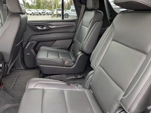 Used 2022 GMC Yukon Denali AWD/4WD image 14