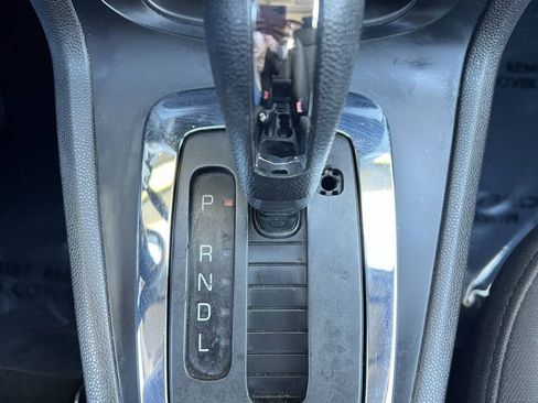 Used 2012 Ford Fiesta SE FWD image 21
