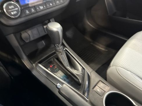 Used 2016 Toyota Corolla LE FWD image 28