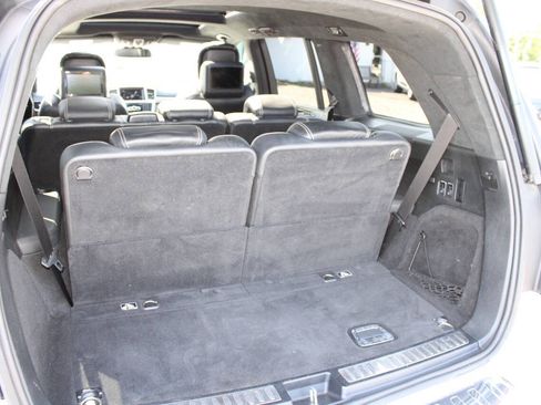 Used 2015 Mercedes-Benz GL 63 AMG 4MATIC w/ Accessory Chrome Package image 28
