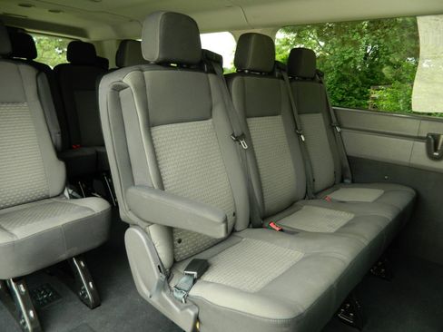 Used 2022 Ford Transit 350 XLT RWD image 19