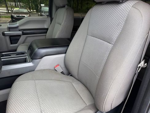 Used 2019 Ford F150 XLT w/ Equipment Group 302A Luxury AWD/4WD image 10