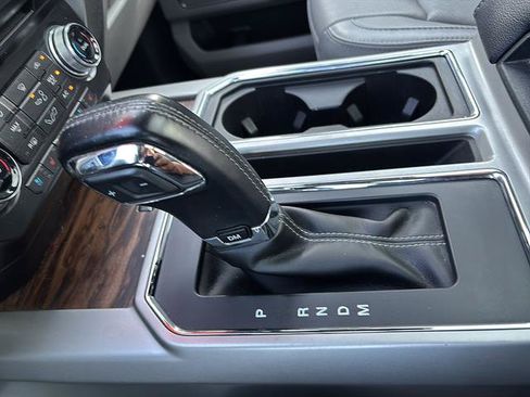 Certified 2018 Ford F150 Lariat w/ Equipment Group 502A Luxury AWD/4WD image 25
