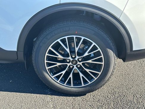 New 2025 Ford Escape SE image 59