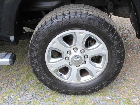 Used 2015 RAM 2500 Laramie w/ Protection Group AWD/4WD image 5