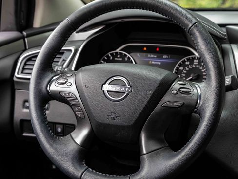 Certified 2024 Nissan Murano SV w/ SV Midnight Edition Package image 13