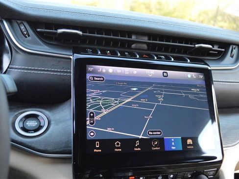 Certified 2023 Jeep Grand Cherokee L Limited w/ Luxury Tech Group II image 21