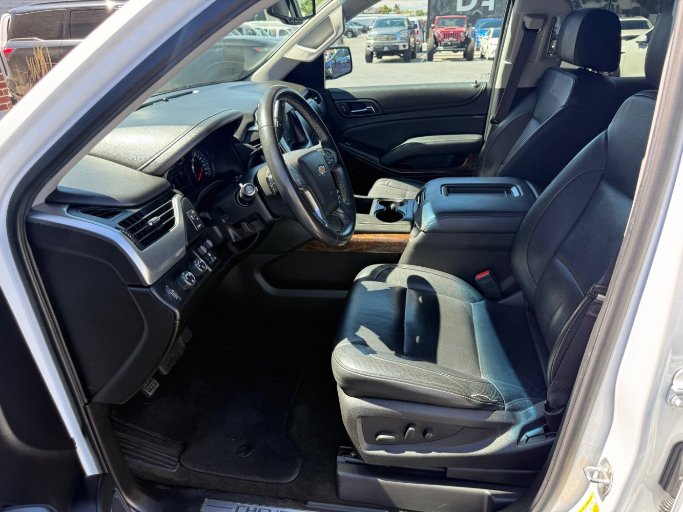 Used 2016 Chevrolet Suburban LT w/ Max Trailering Package AWD/4WD image 7