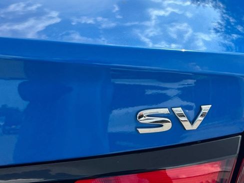 Used 2024 Nissan Versa SV FWD image 5