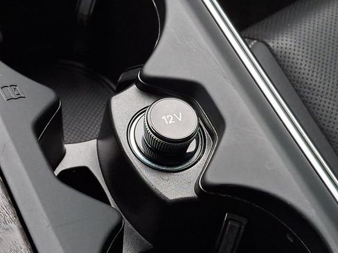 Used 2021 Audi A6 Premium Plus w/ Premium Plus Package image 28