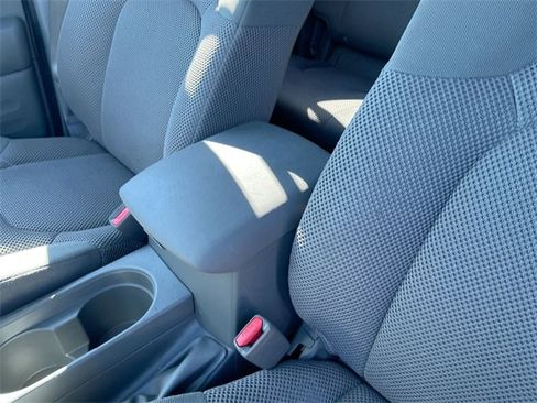 Used 2020 Nissan Frontier SV image 20