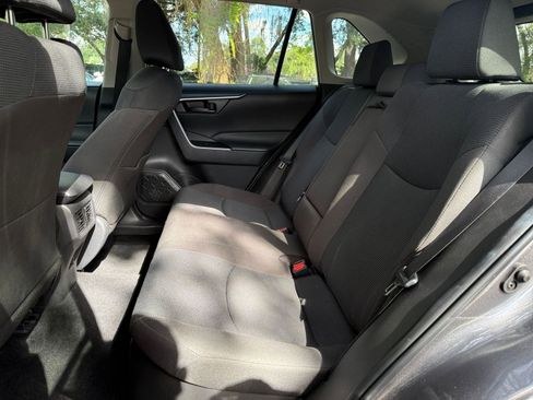 Used 2025 Toyota RAV4 LE image 33