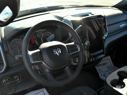 Used 2025 RAM 2500 Big Horn image 17