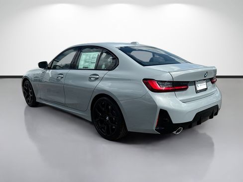 New 2026 BMW 330i Sedan w/ M Sport Package RWD image 5