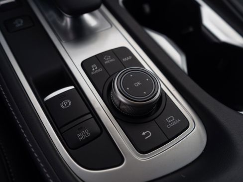 Certified 2026 INFINITI QX60 Luxe w/ Family Package image 14