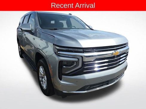 Used 2025 Chevrolet Tahoe LT image 5