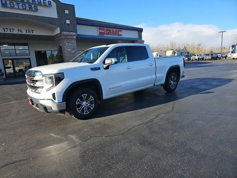 Used 2024 GMC Sierra 1500 SLE image 40