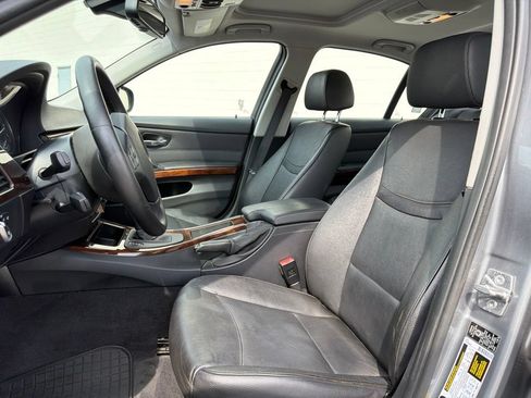 Used 2011 BMW 328i xDrive Sedan AWD/4WD image 16