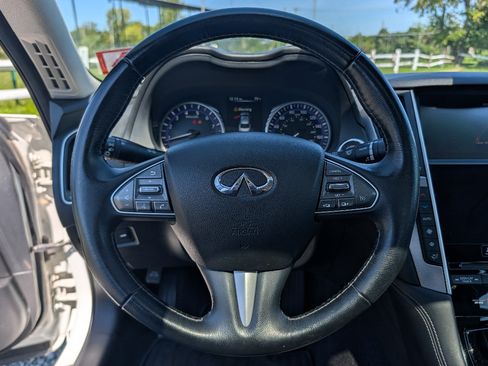 Used 2017 INFINITI Q50 Signature Edition w/ All Weather Package (L93) AWD/4WD image 22