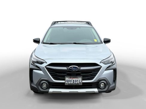 Used 2023 Subaru Outback Limited AWD/4WD image 8