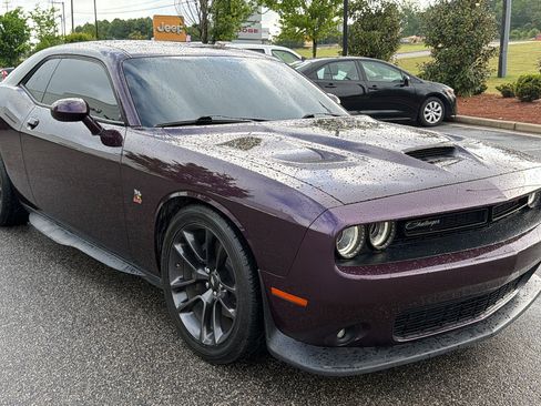 Certified 2021 Dodge Challenger R/T Scat Pack RWD image 5