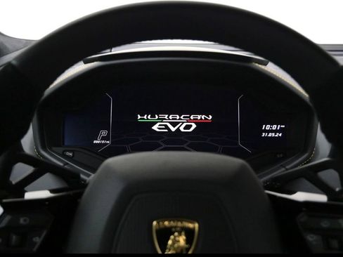 Used 2024 Lamborghini Huracan EVO AWD/4WD image 27