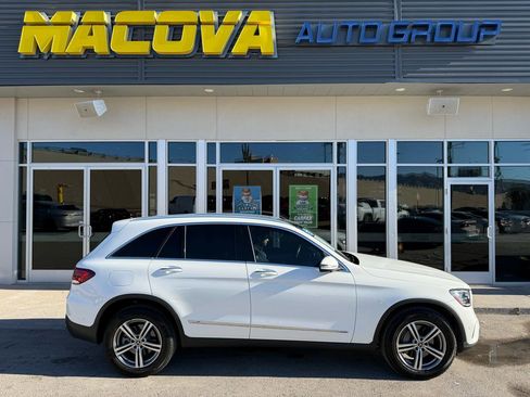Used 2022 Mercedes-Benz GLC 300 image 1