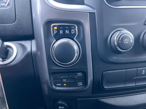 Used 2024 RAM 1500 Classic SLT image 20