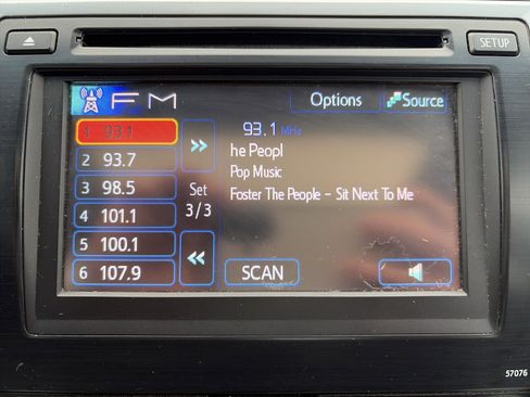 Used 2013 Toyota Camry L image 25