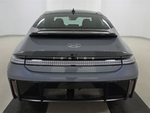 Used 2025 Hyundai Ioniq 6 Limited RWD image 5