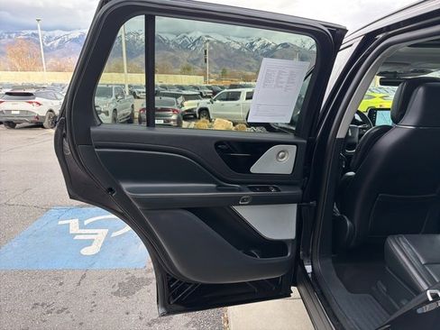 Used 2025 Lincoln Aviator Reserve w/ Equipment Group 201A image 21