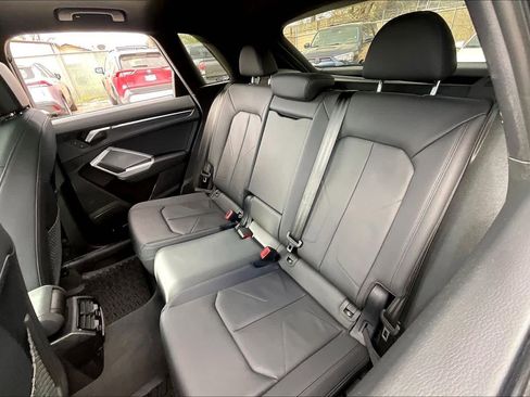 Used 2024 Audi Q3 2.0T Premium Plus image 20