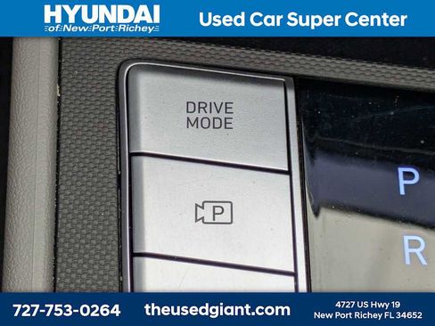 Used 2024 Hyundai Elantra SEL FWD image 23