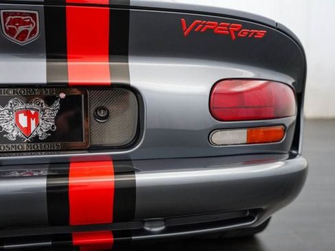 Used 2000 Dodge Viper GTS RWD image 34