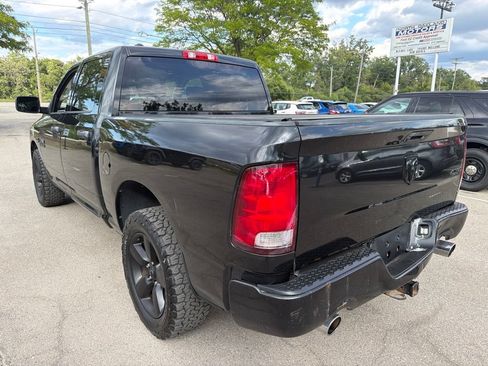 Used 2018 RAM 1500 Express w/ Wheel & Sound Group AWD/4WD image 6