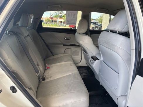 Used 2011 Toyota Venza FWD image 27